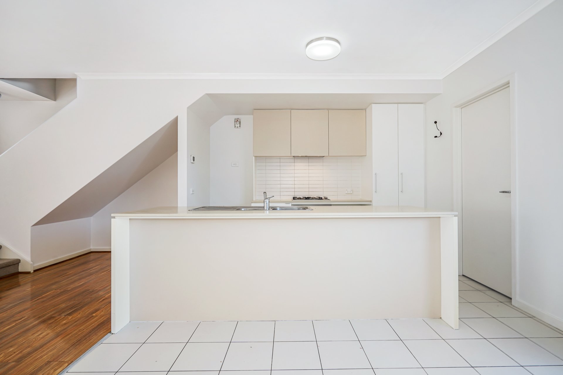 91 Waverley Park Drive, Mulgrave image 3