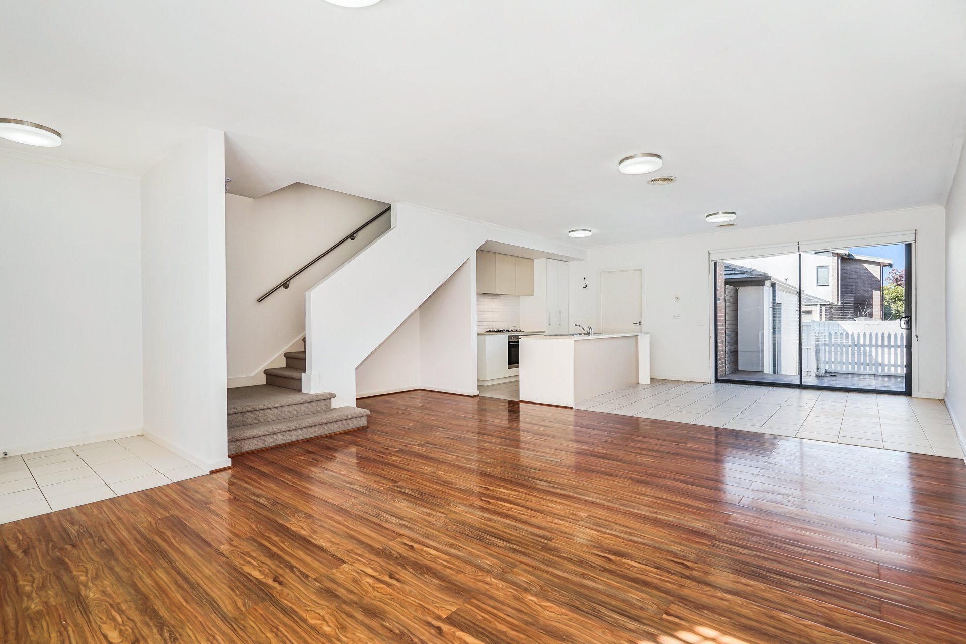 91 Waverley Park Drive, Mulgrave image 2