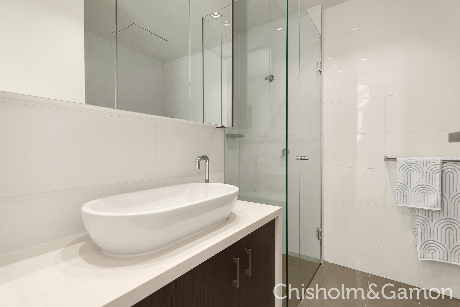 9/10 Docker Street, Elwood image 8