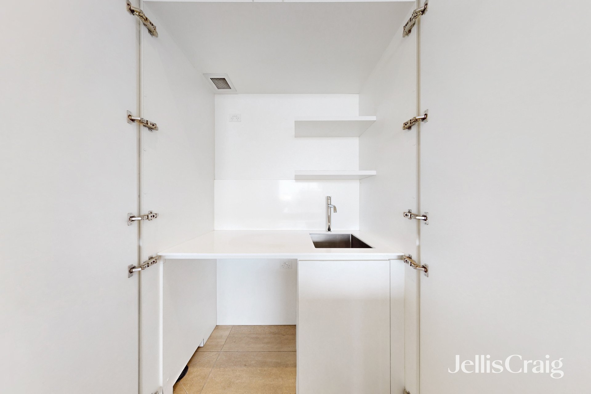 9/10 St Andrews Street, Brighton image 21