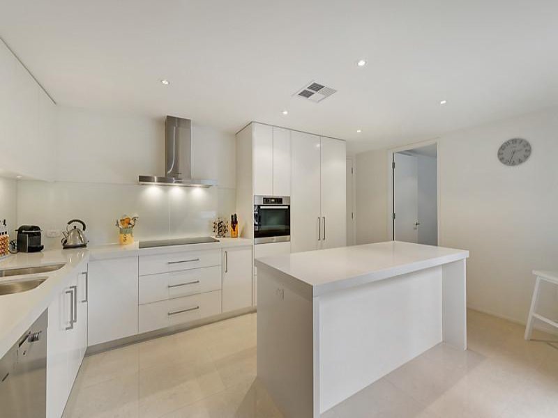 9/101 Wattle Valley Road, Camberwell image 4