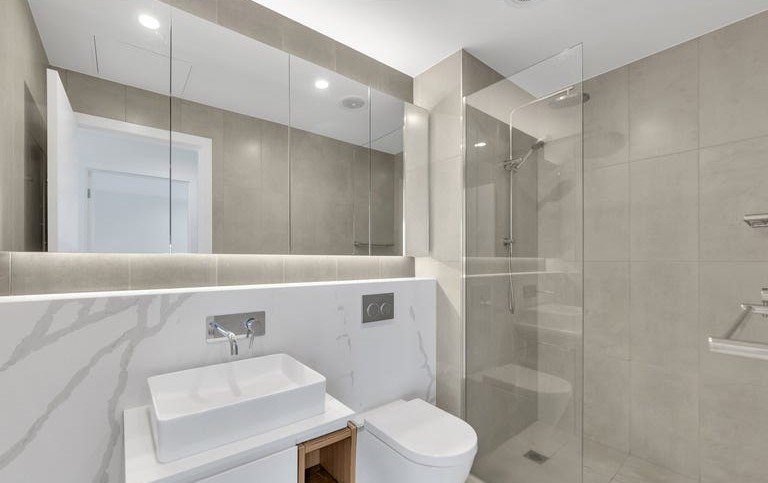 910/1060 Dandenong Road, Carnegie image 3