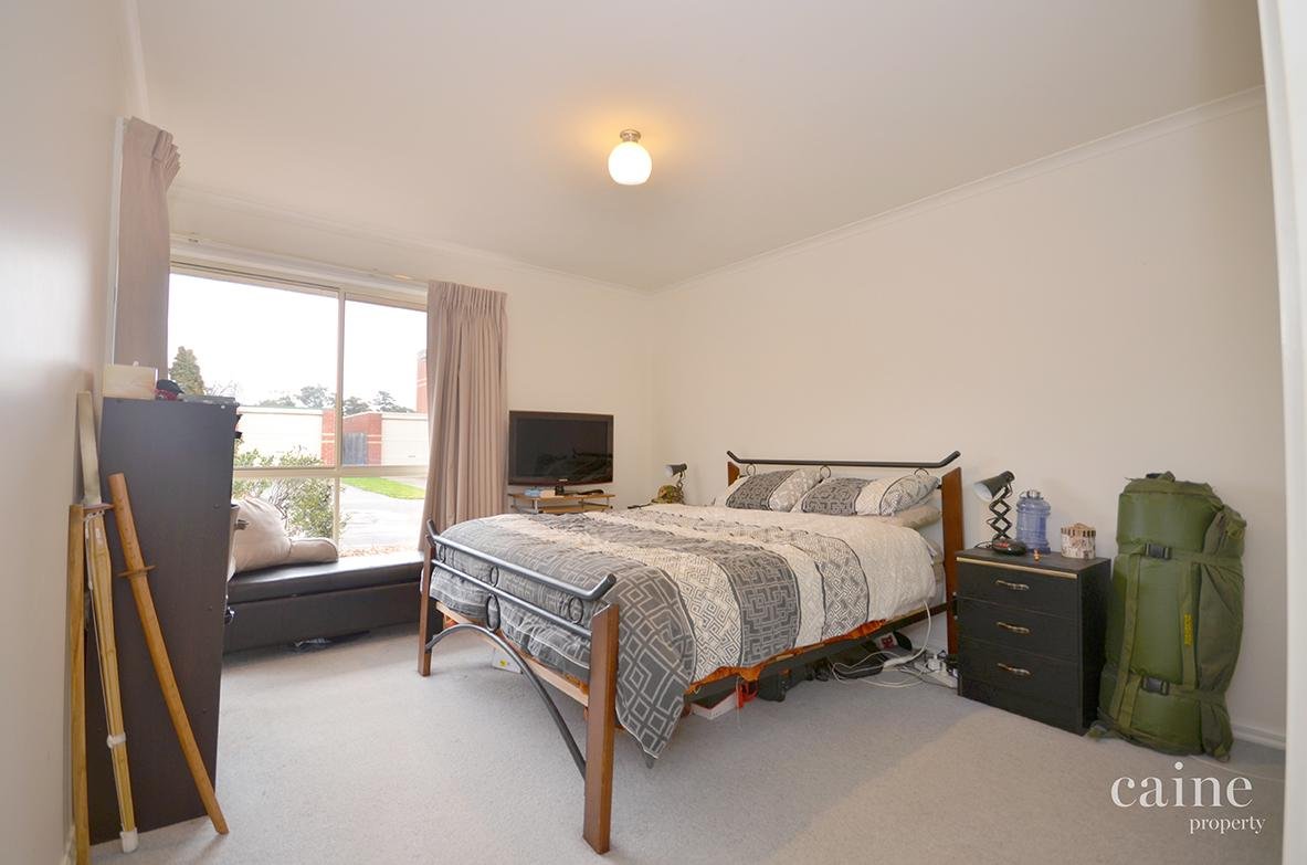 9/104-106 Whitehorse Road, Mount Clear image 6