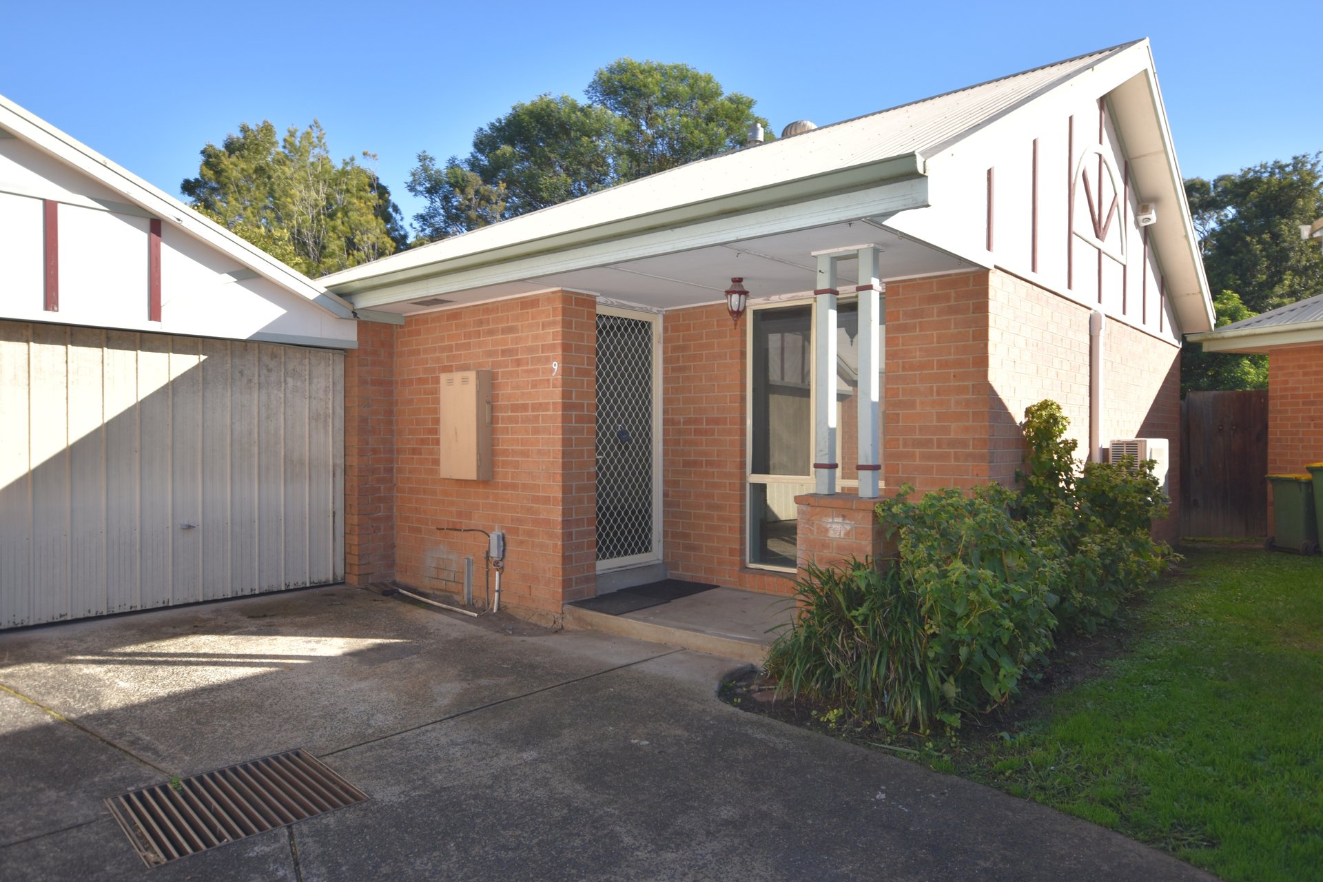 9/108 Sherlock Road, Mooroolbark image 1
