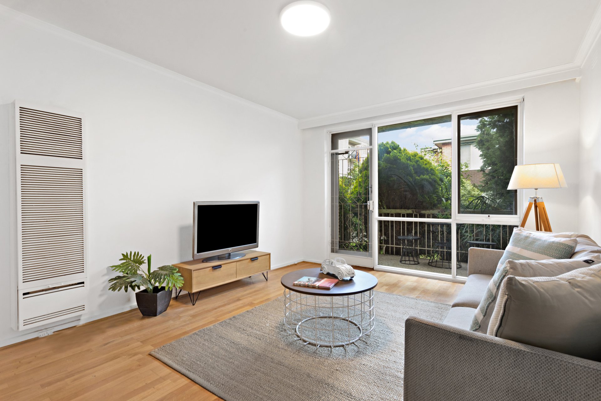 Property Gallery Thumbnail 9