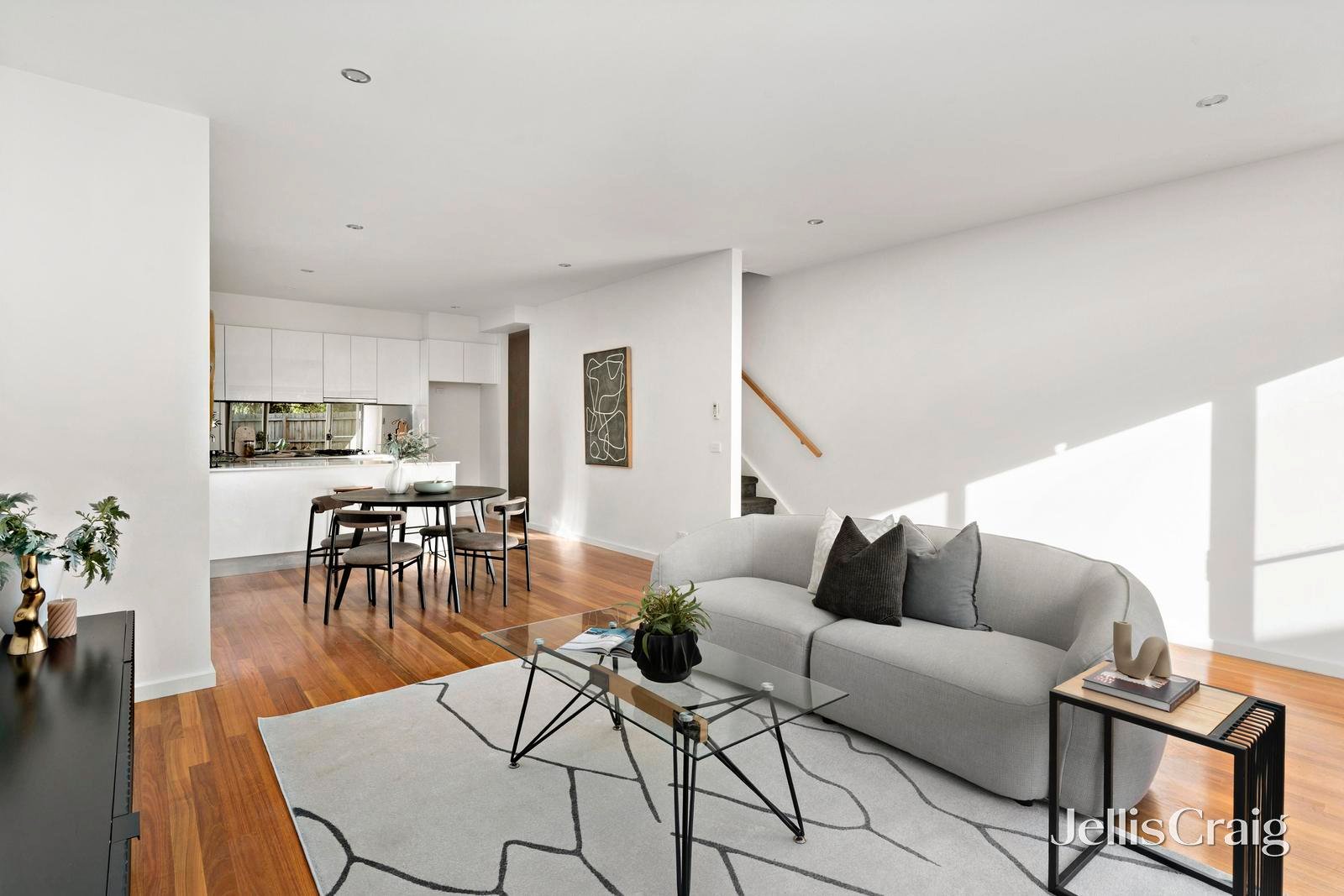 9/11 Evans Street, Moonee Ponds image 3