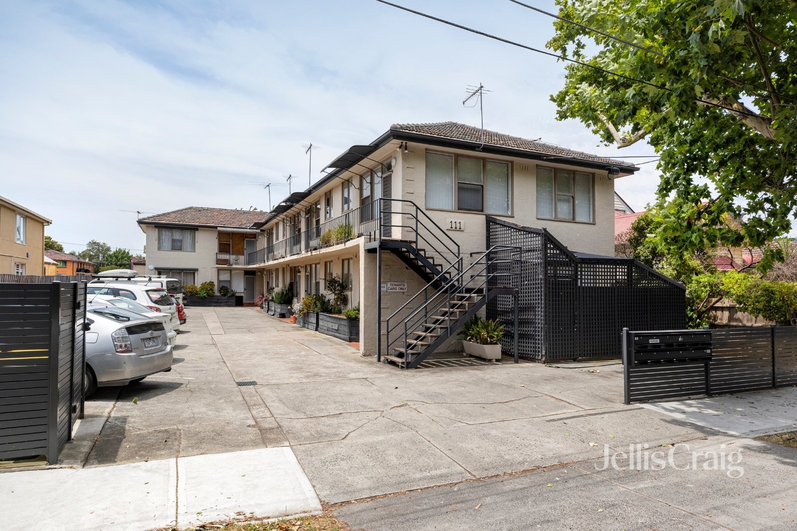 9/111 Gillies Street, Fairfield image 1