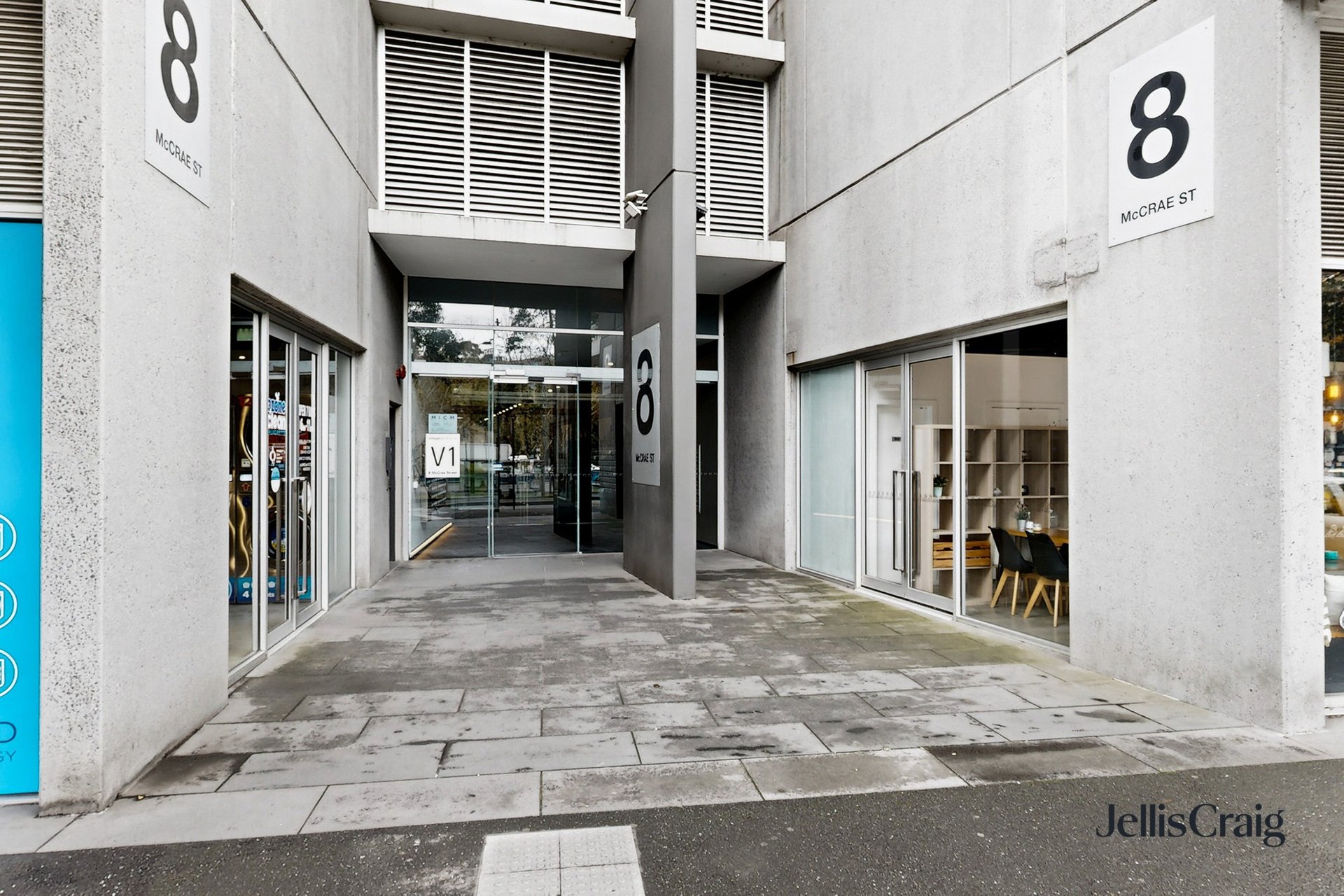 911/8 McCrae Street, Docklands image 9
