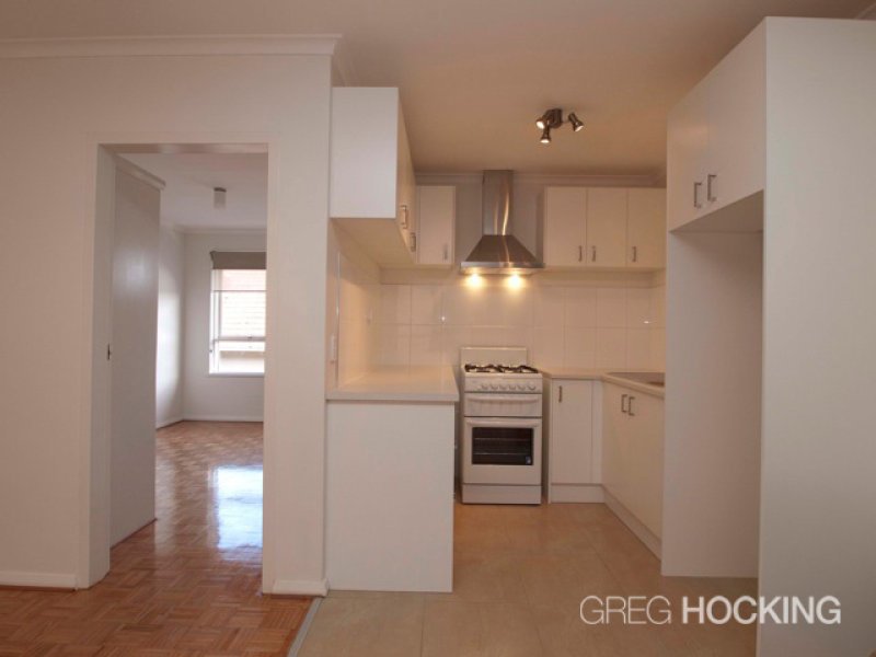 9/12 Carmichael Street, West Footscray image 2