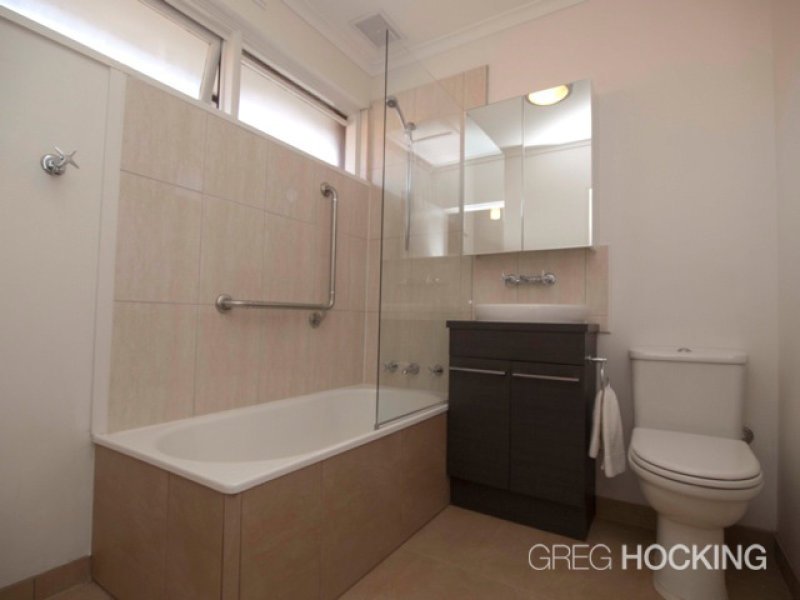 9/12 Carmichael Street, West Footscray image 5
