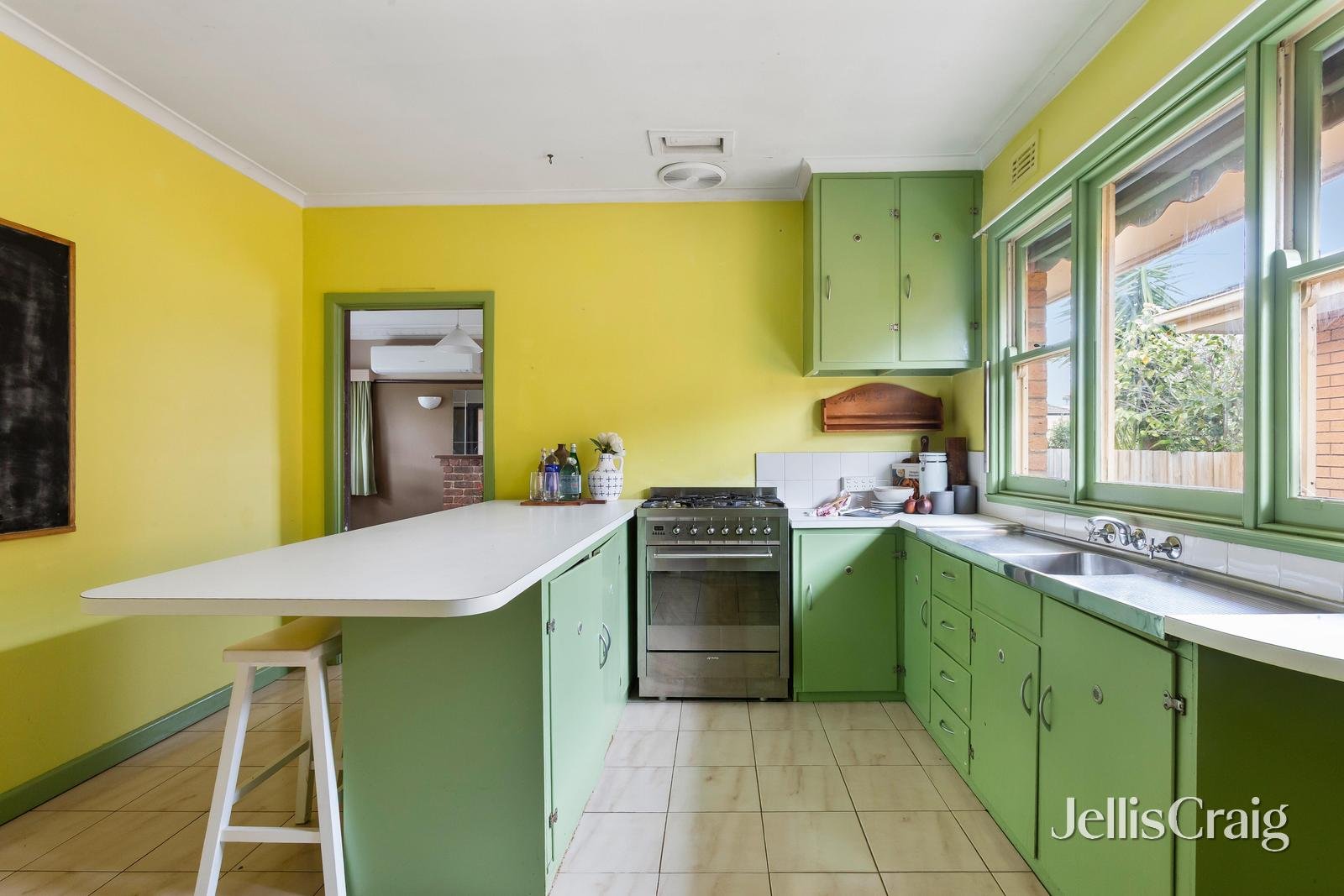 912 Centre Road, Bentleigh East image 5