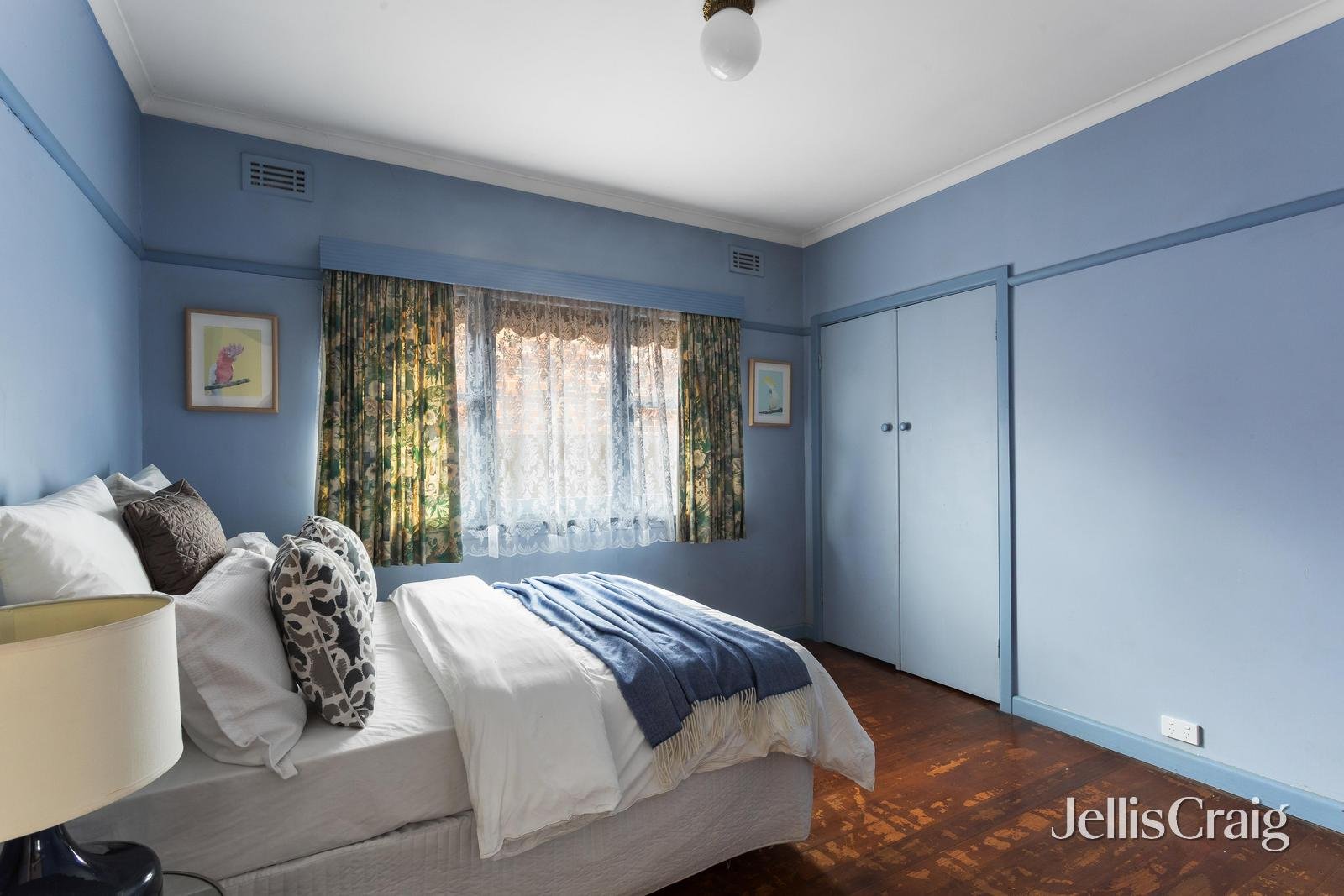 912 Centre Road, Bentleigh East image 8