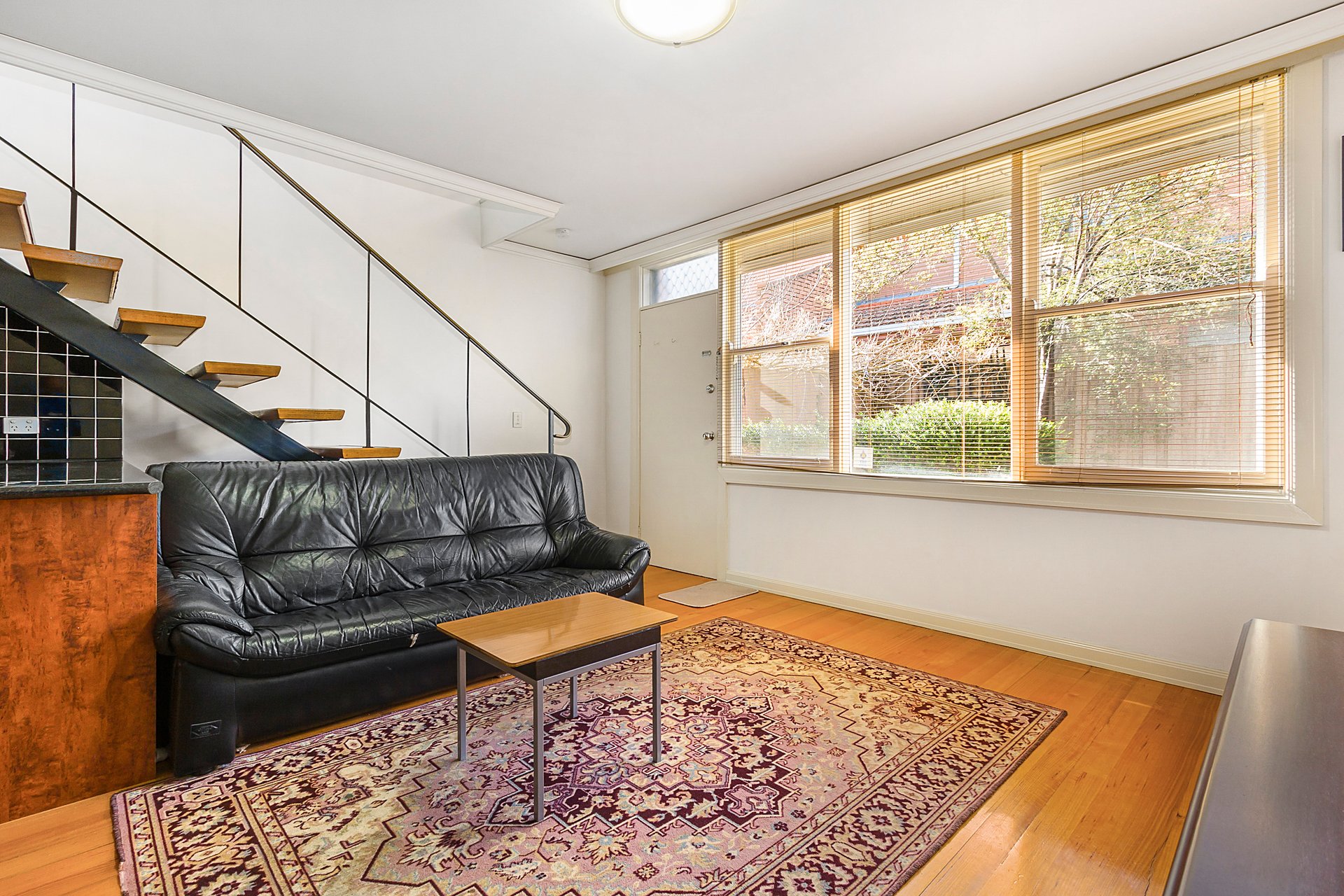 9/12 Oxford Street, Box Hill image 3