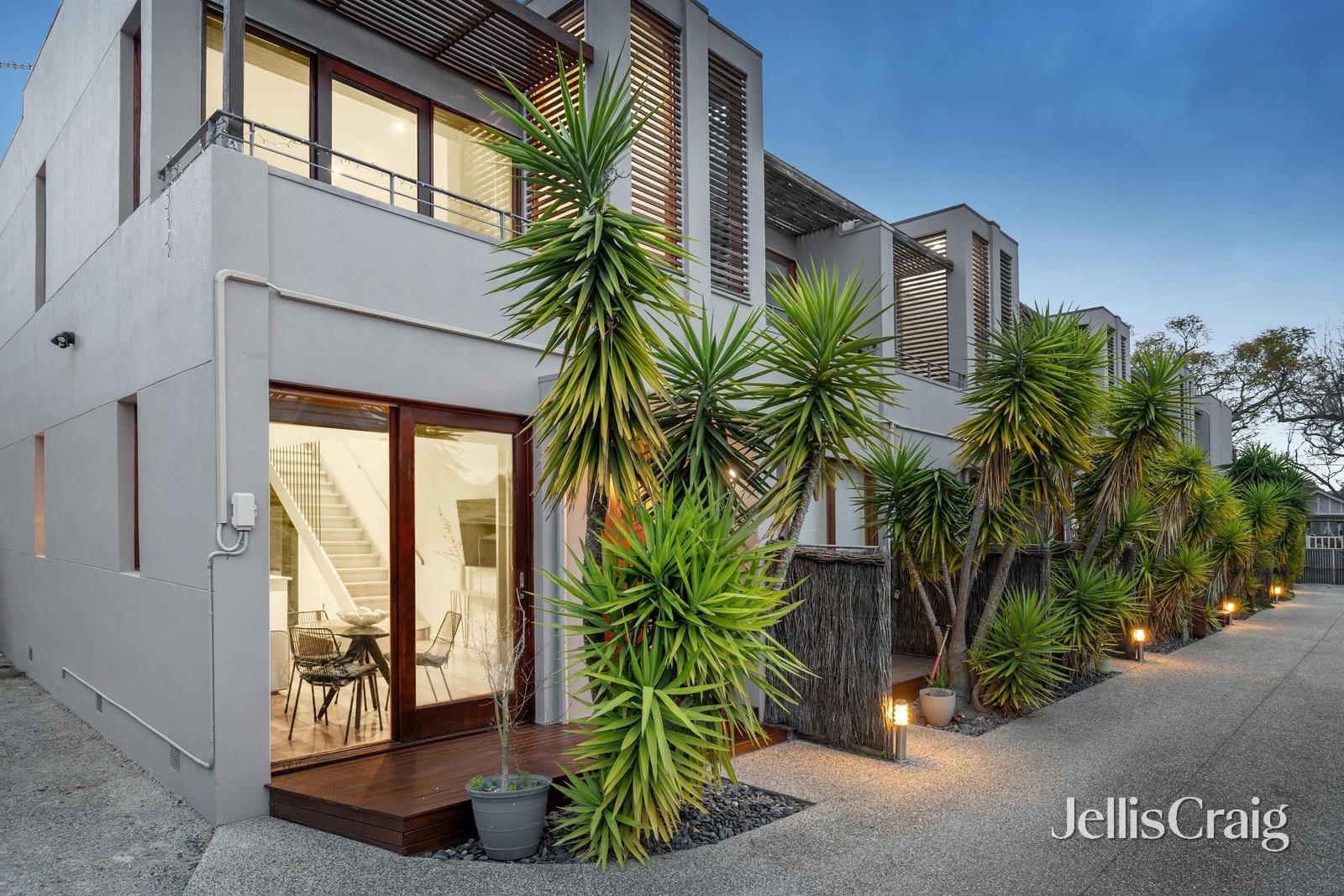 9/12 Wyuna Road, Caulfield North image 1