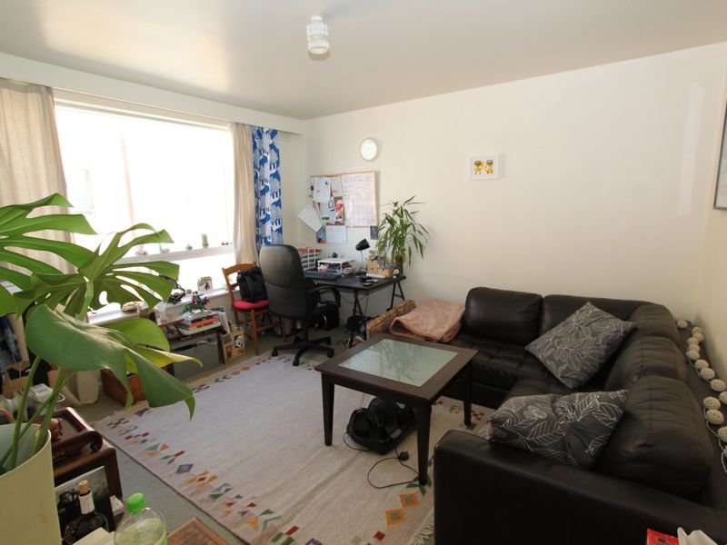 Property Gallery Thumbnail 2
