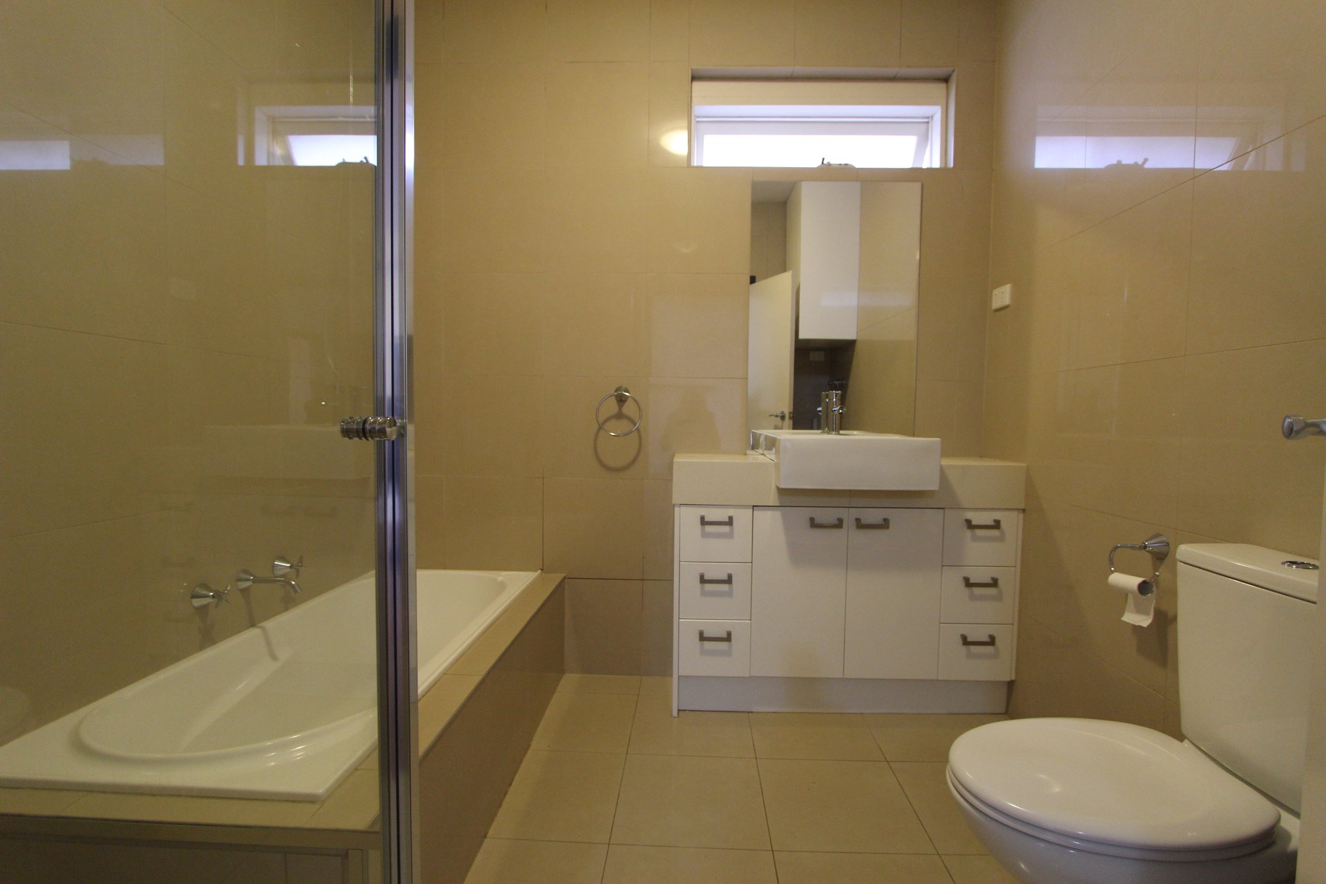 Property Gallery Thumbnail 4