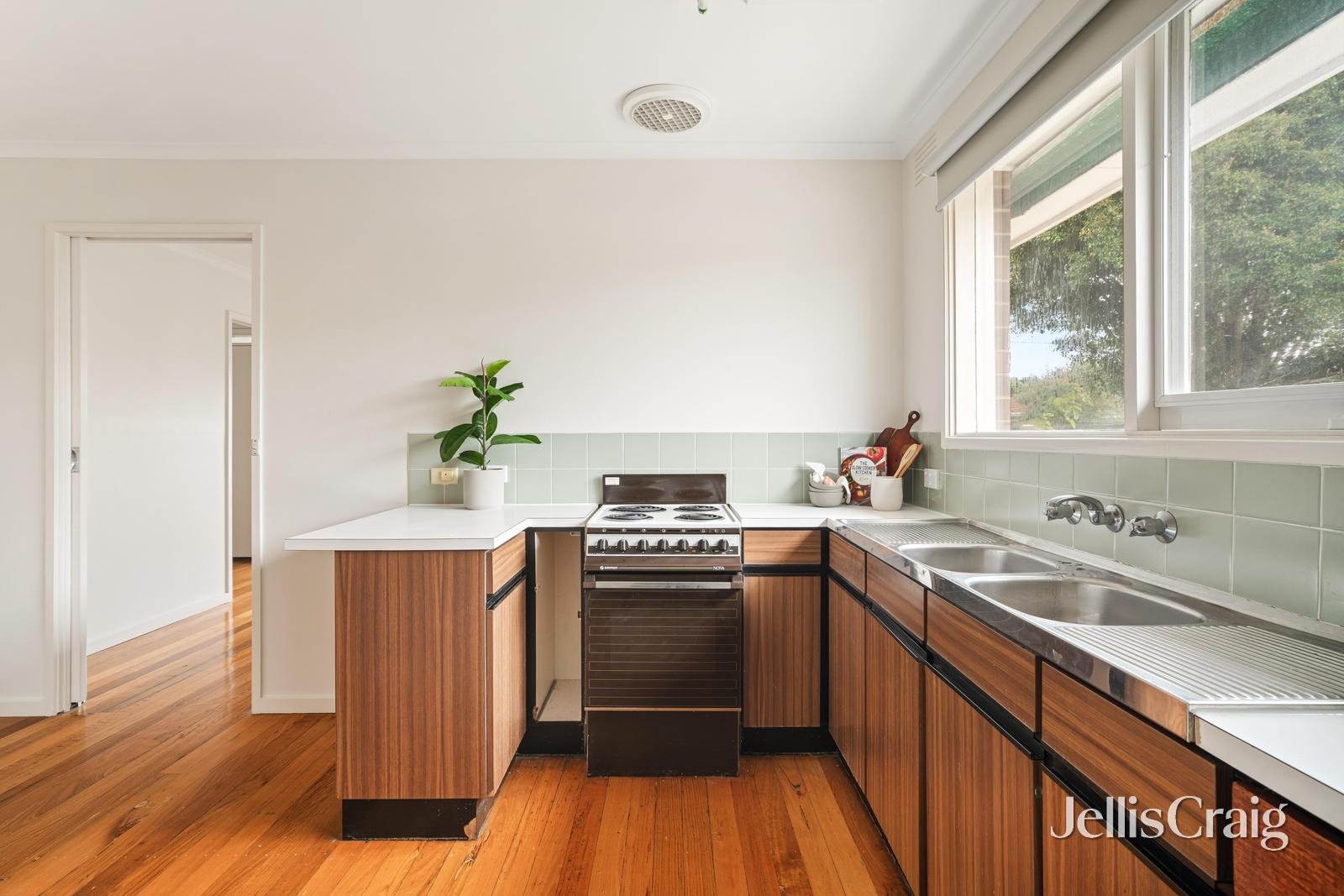 9/13-17 Fowler Street, Chelsea image 3