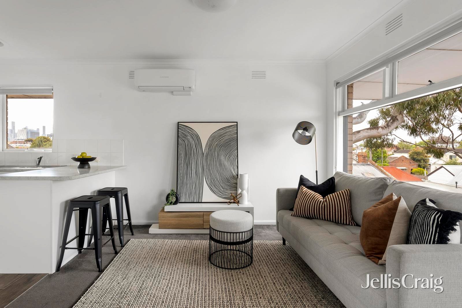 9/13 Alexander Street, Collingwood image 1