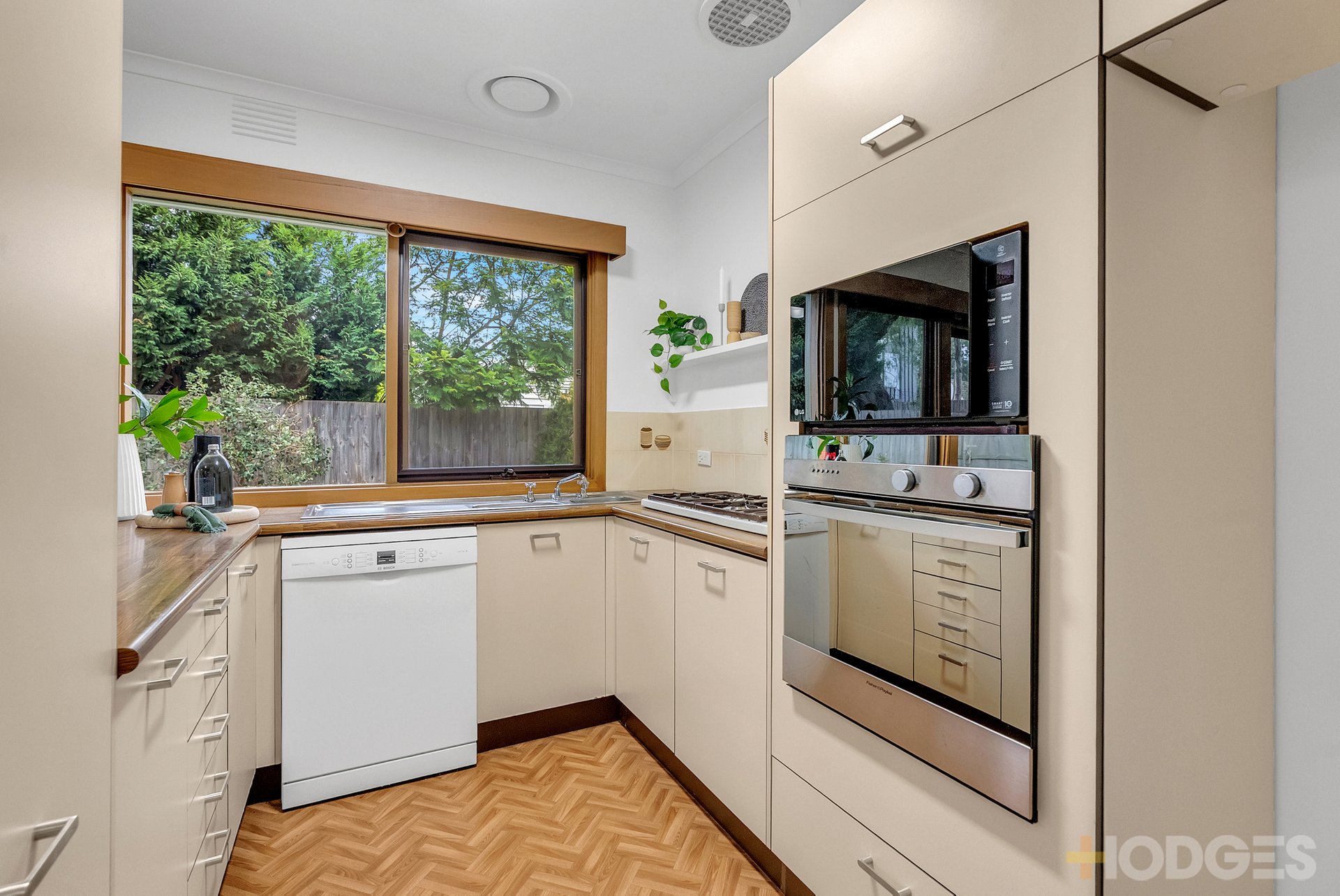 9 / 133 Charman Road Beaumaris - Residential for sale