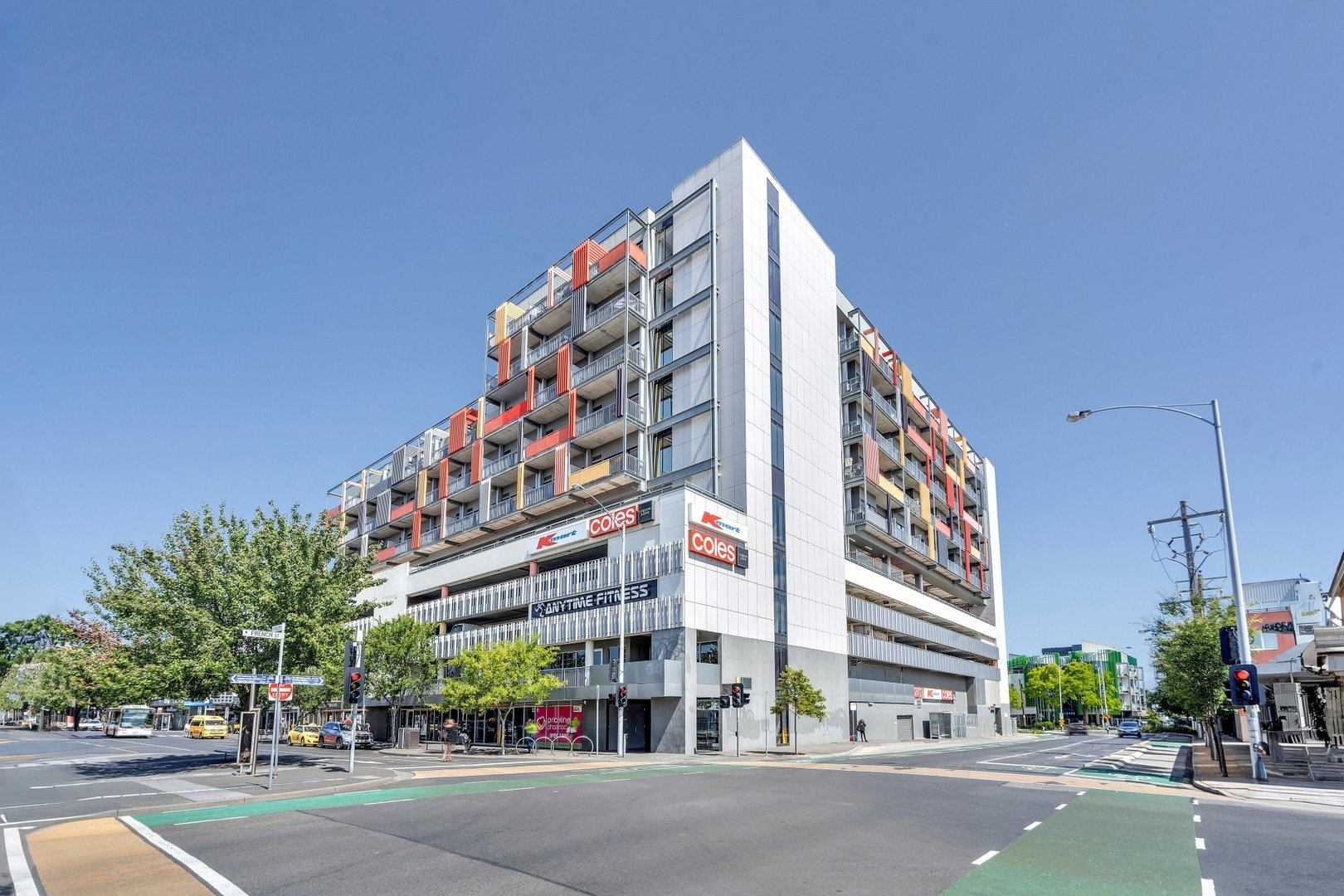913/59 Paisley Street, Footscray image 1