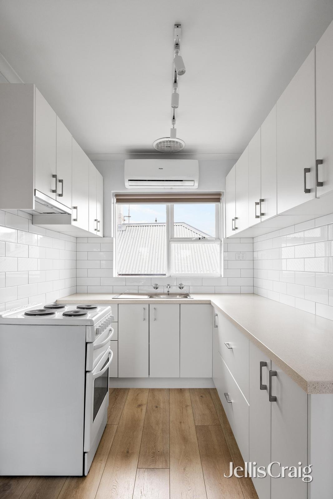 9/14 Stevedore Street, Williamstown image 5