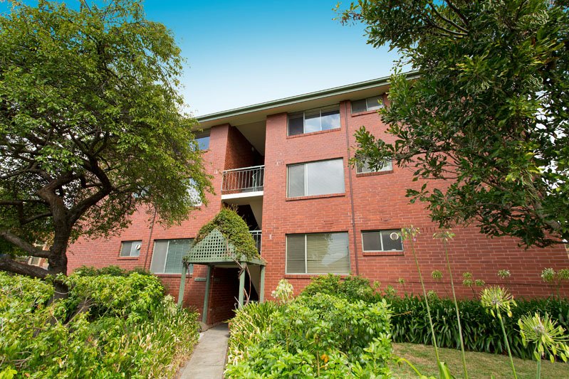 9 / 15 McKinley Avenue MALVERN, VIC 3144