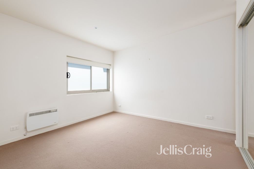 9/153 Barkly Street, Brunswick image 3