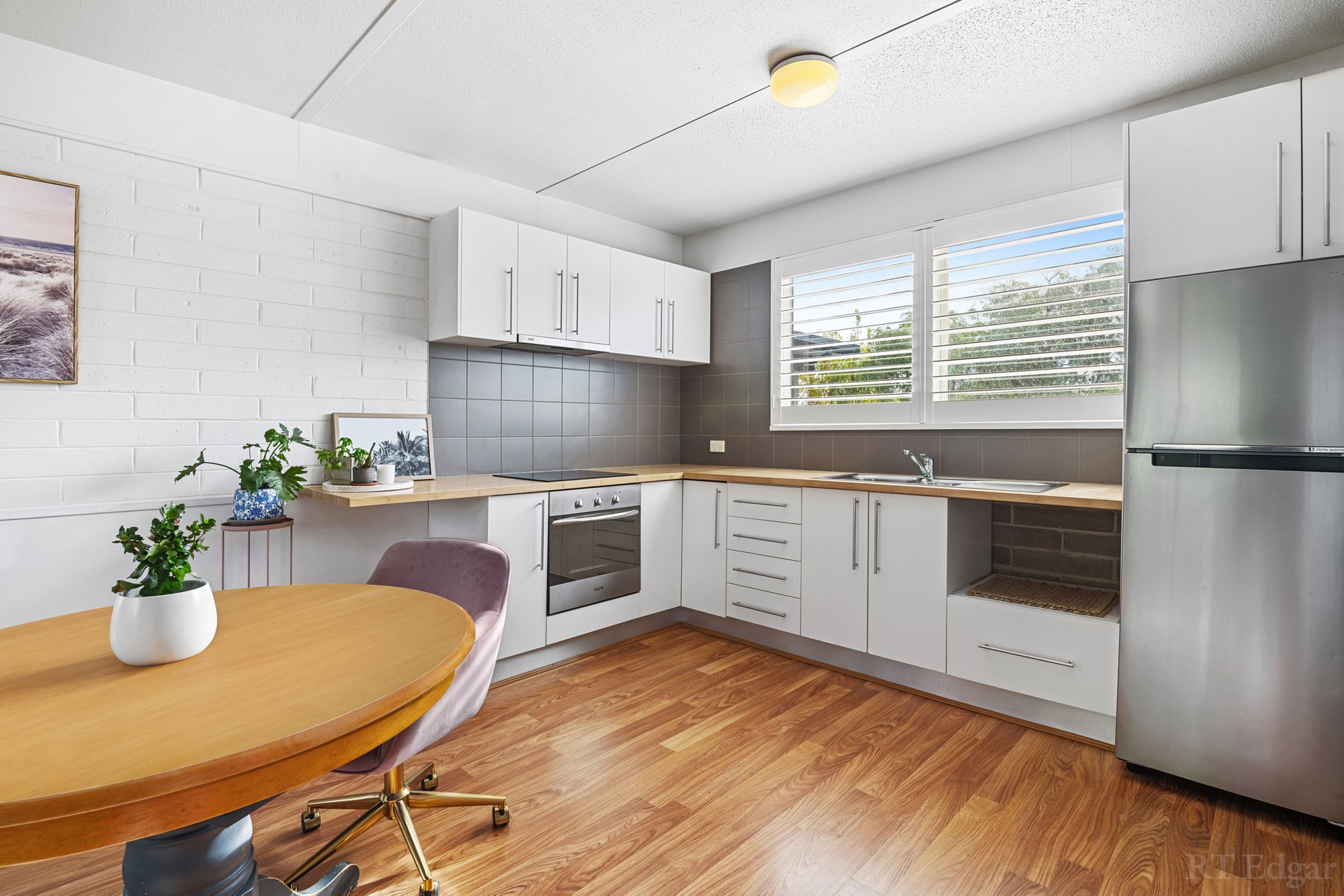 Property Gallery Thumbnail 2