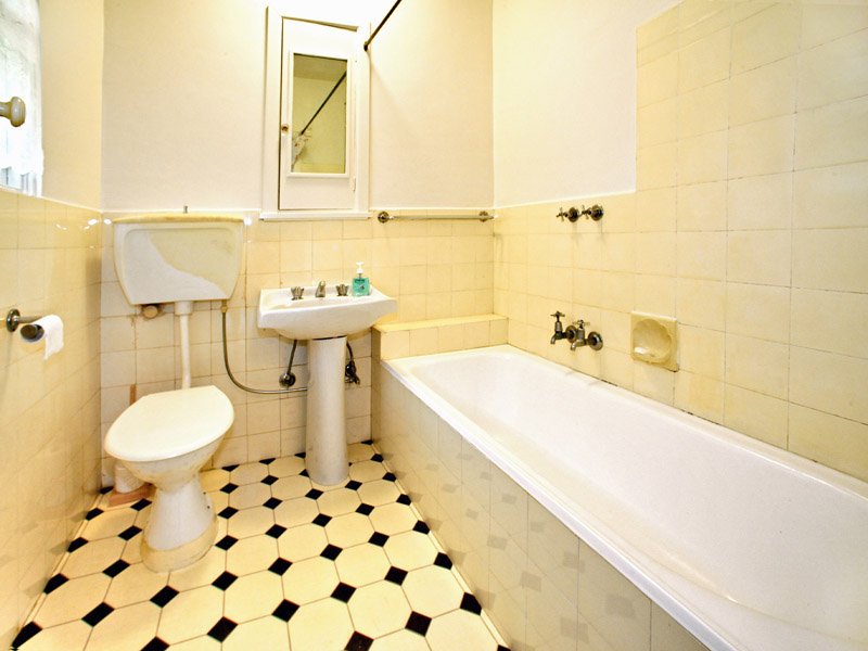 9/169 Ormond Road, Elwood image 6