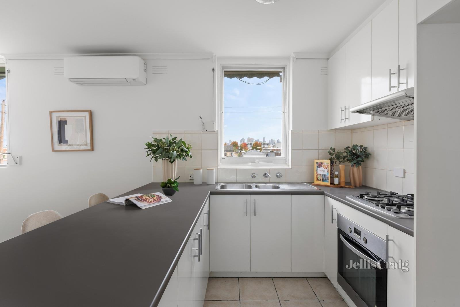 9/17 Stillman Street, Richmond image 4
