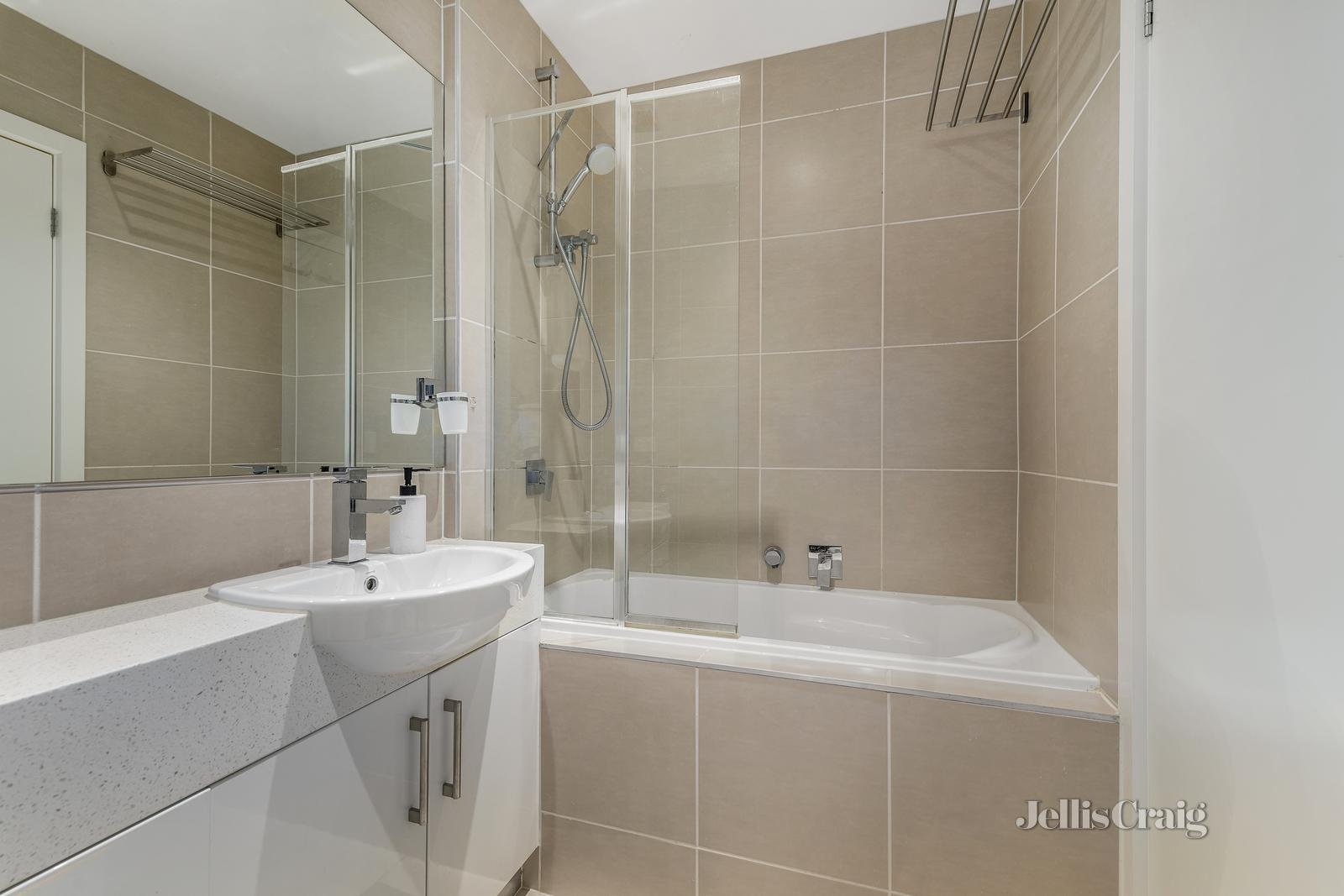9/170 Princess Street, Kew image 8