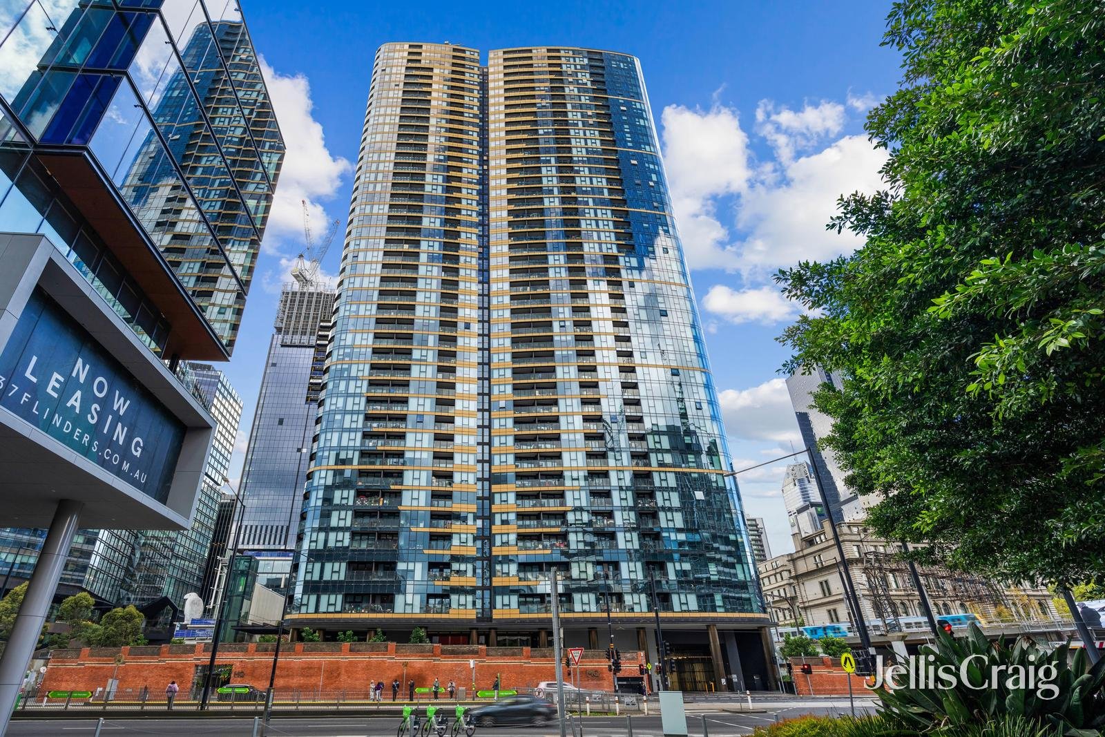 917/614-666 Flinders Street, Docklands image 8
