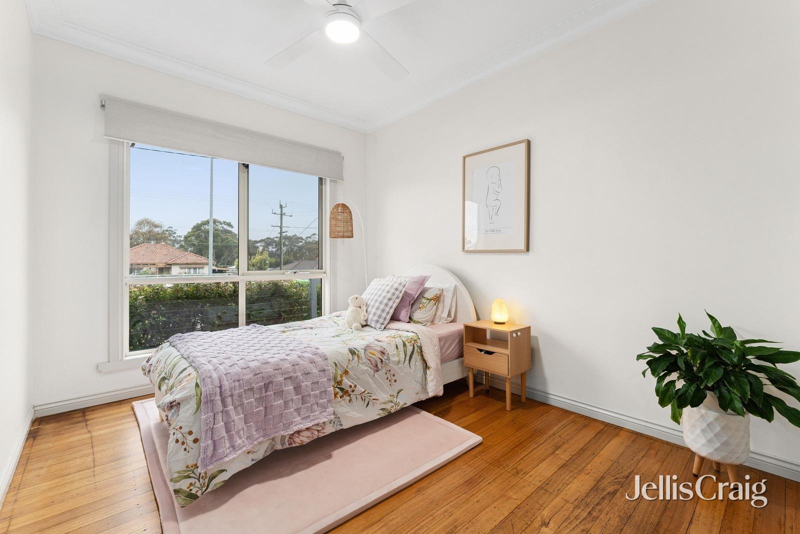 918 Geelong Road, Canadian image 11
