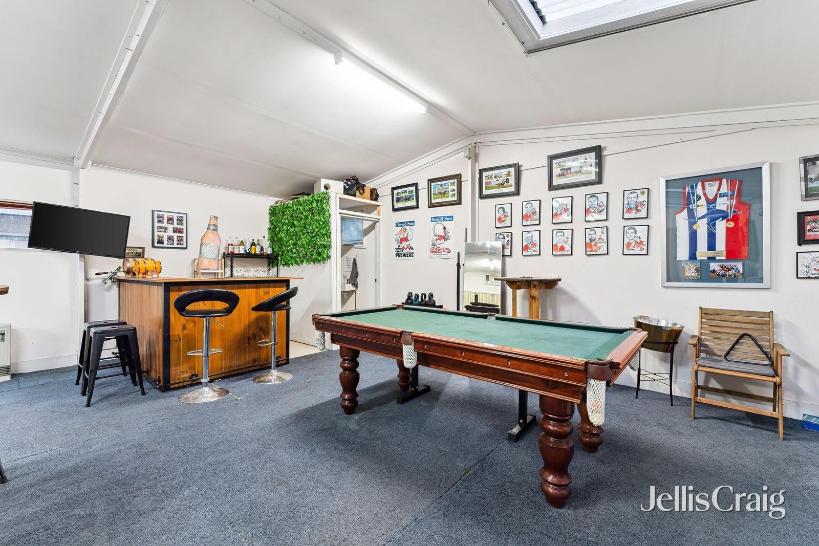 918 Geelong Road, Canadian image 14