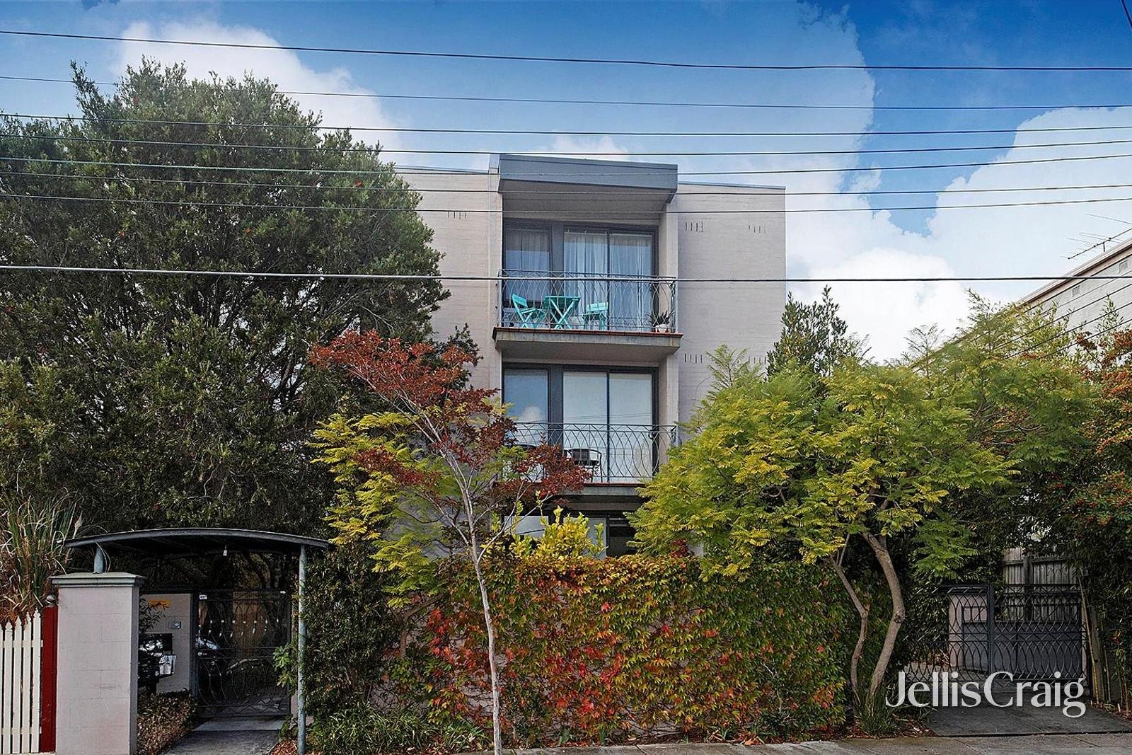 9/18 Lewisham Road, Windsor image 1