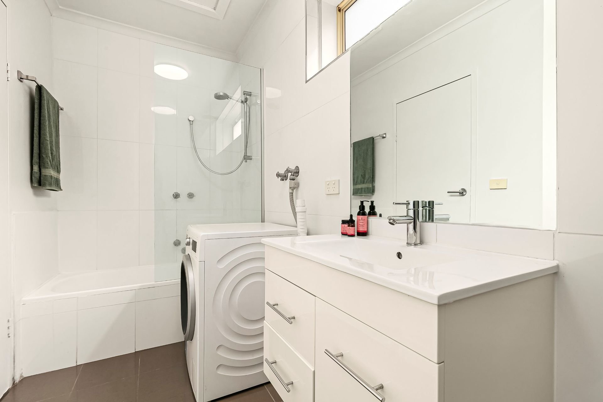 9/18 Spray Street, Elwood image 4