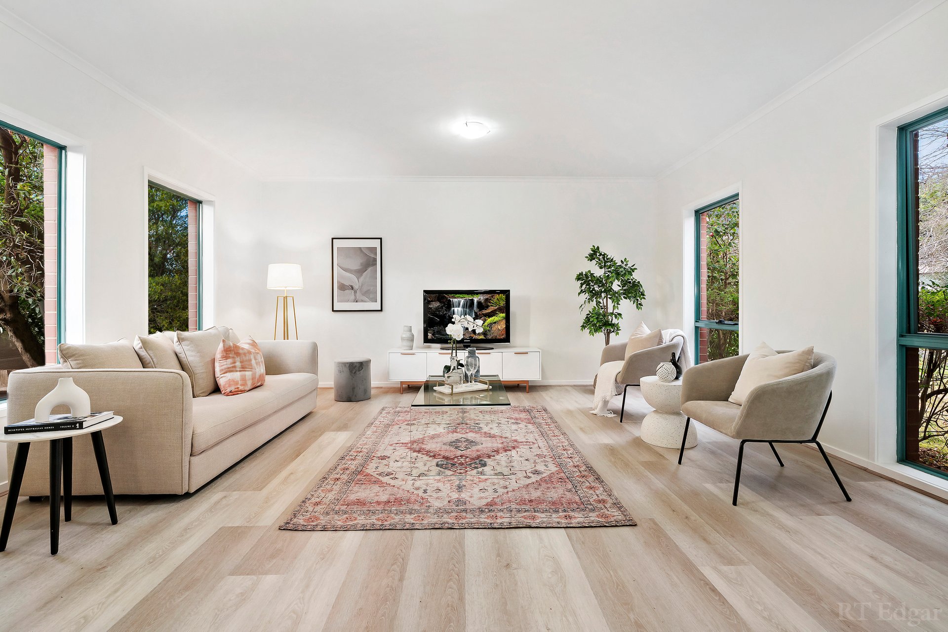 Property Gallery Thumbnail 2