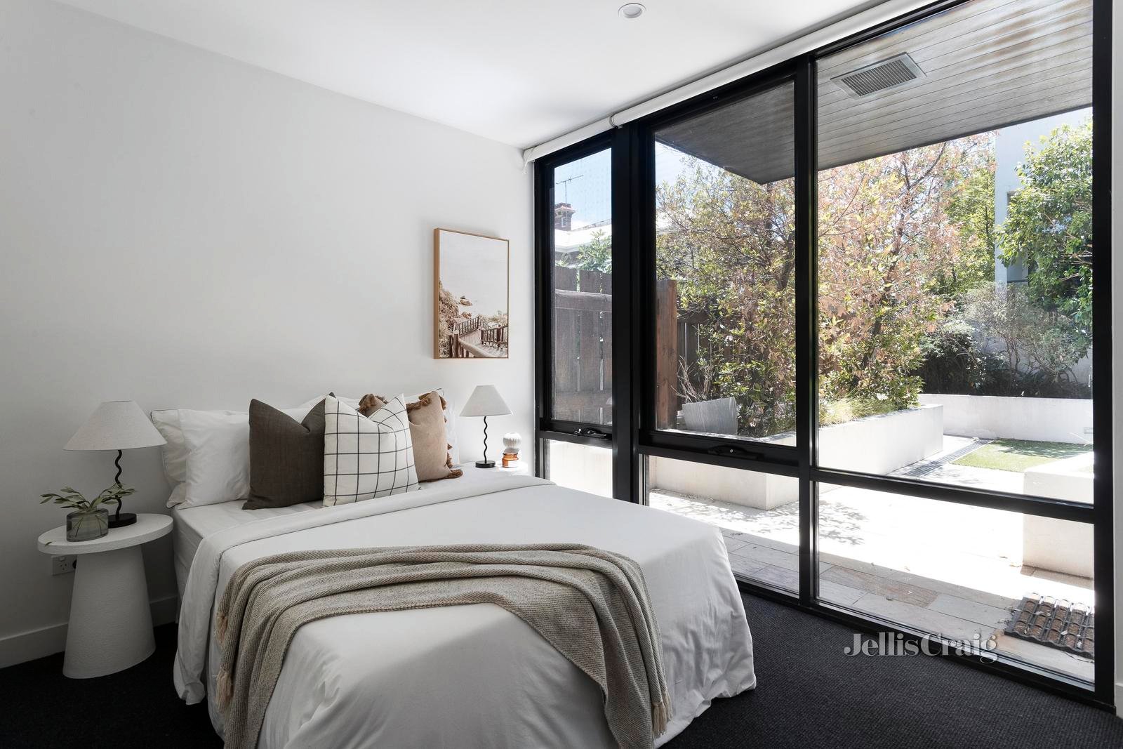 9/1a Campbell Grove, Northcote image 8