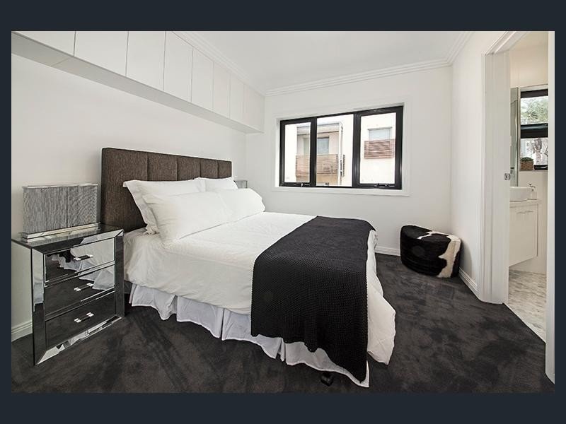 9/1A Spray Street Parkdale