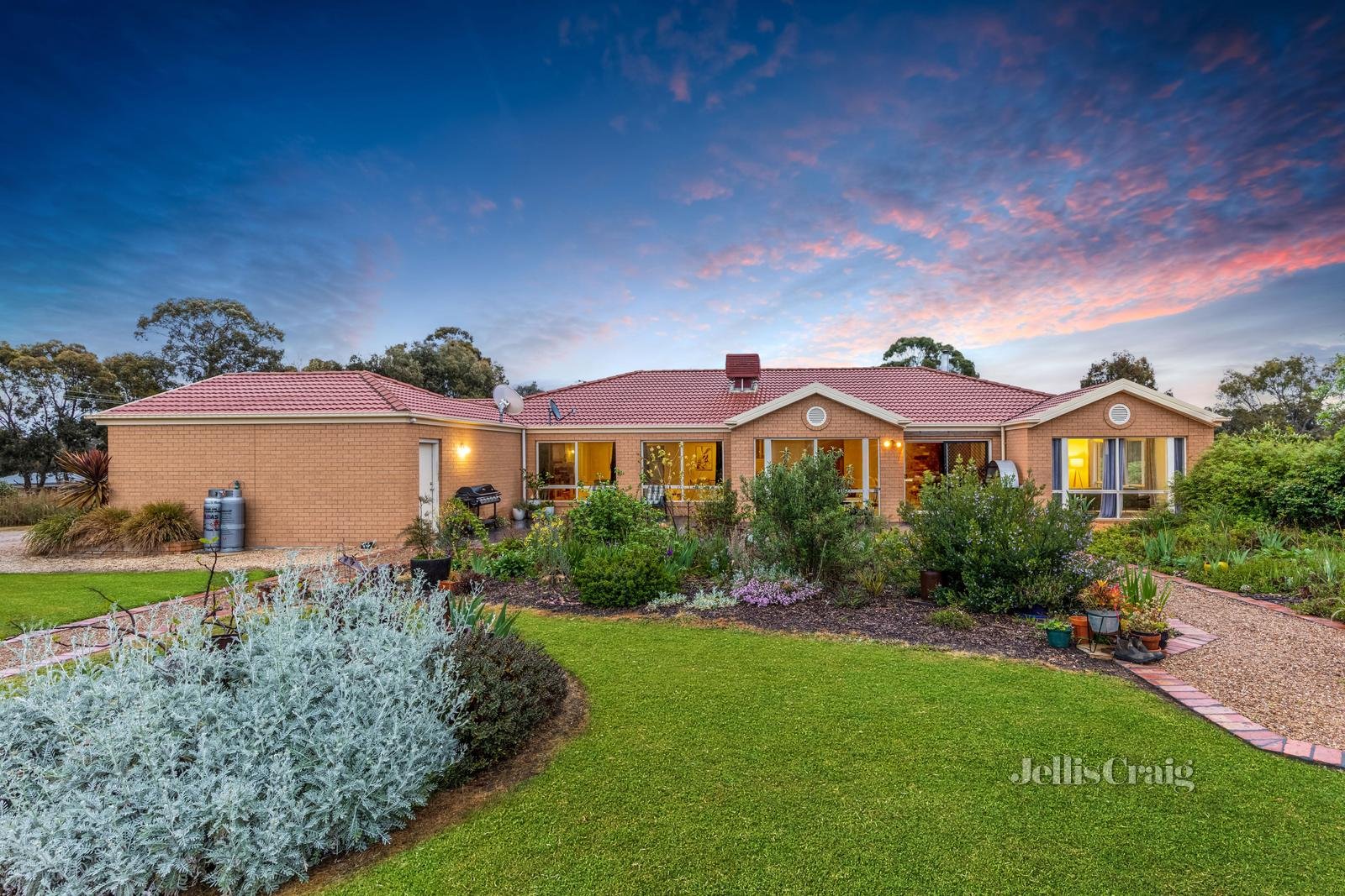 92 Castlemaine Maldon Road, Muckleford image 1