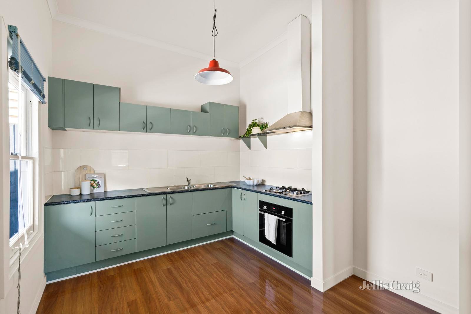 92 De Carle Street, Brunswick image 4
