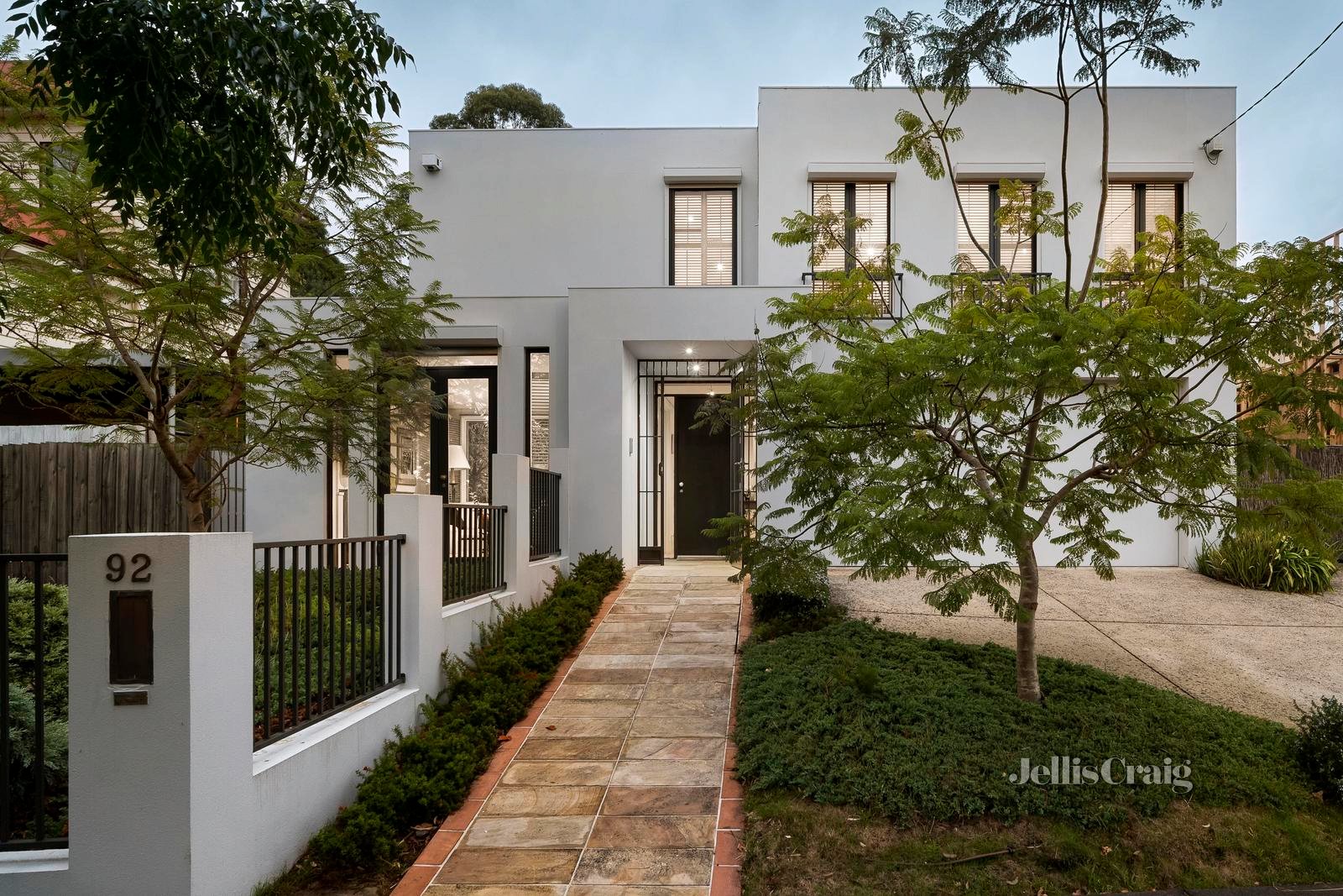 92 Disraeli Street, Kew image 1