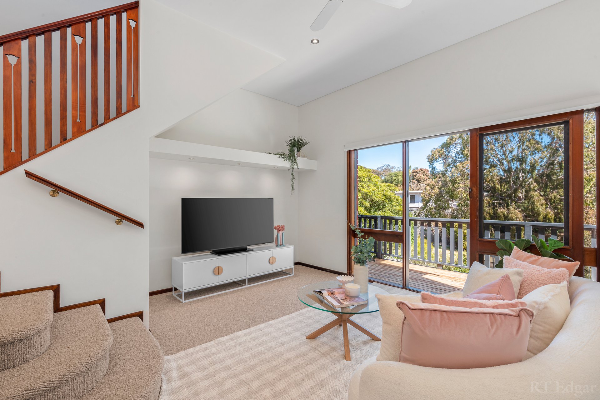 Property Gallery Thumbnail 10