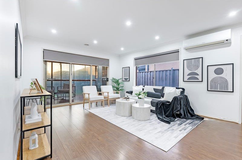 92 Glenelg Street, Clyde North image 2