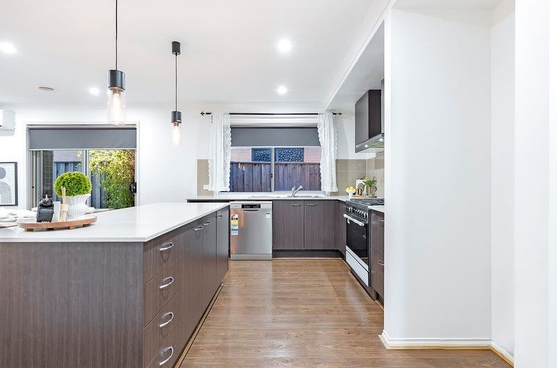 92 Glenelg Street, Clyde North image 5