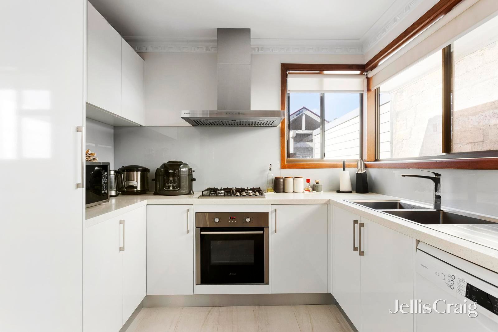92 Gold Street, Collingwood image 4