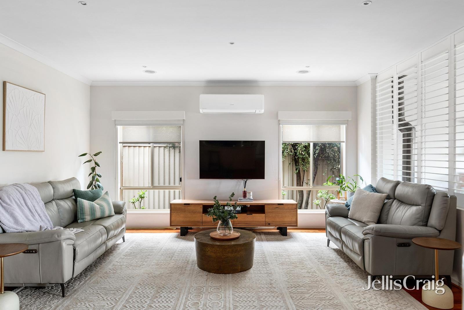 92 Golf View Drive, Craigieburn image 3