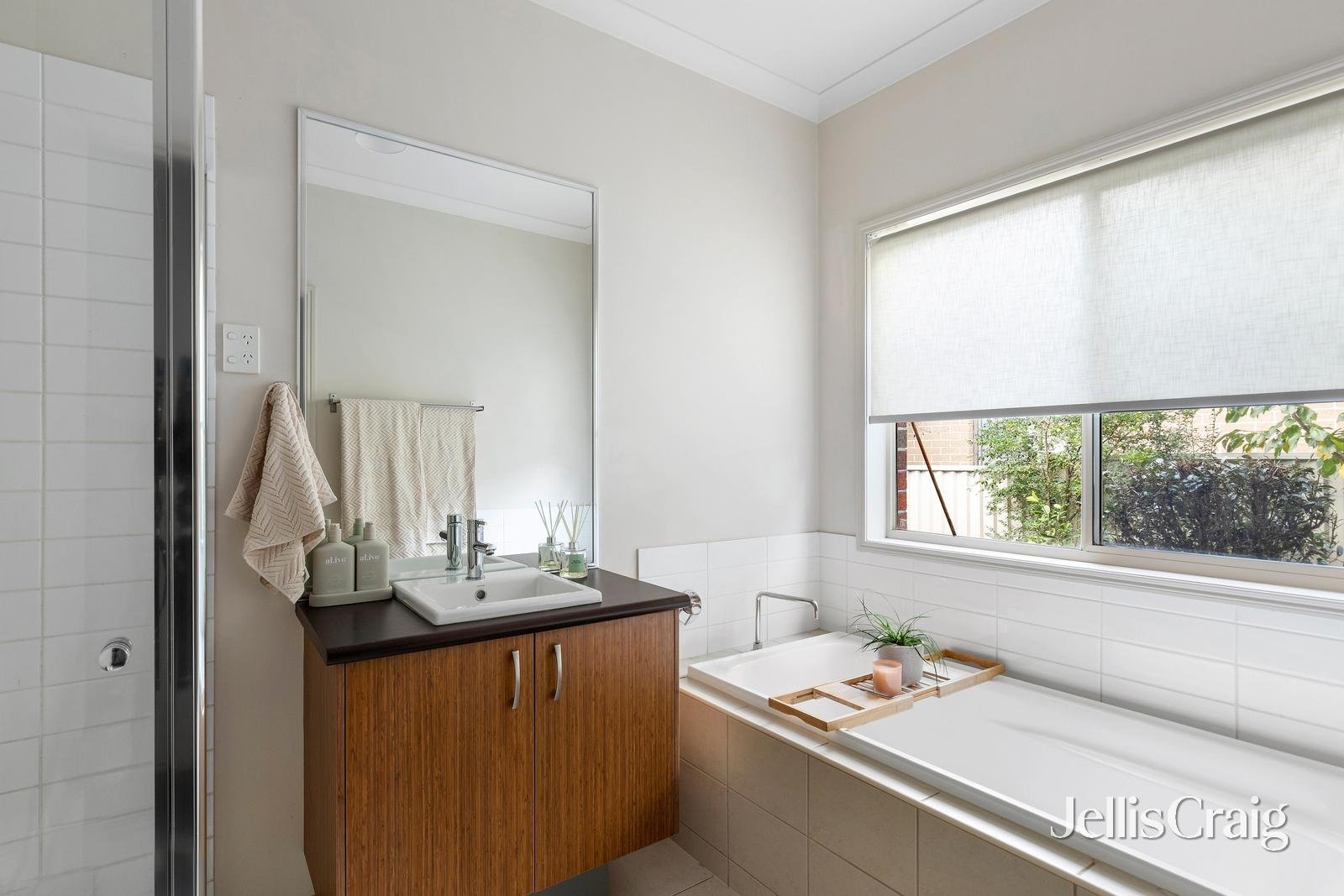92 Golf View Drive, Craigieburn image 7
