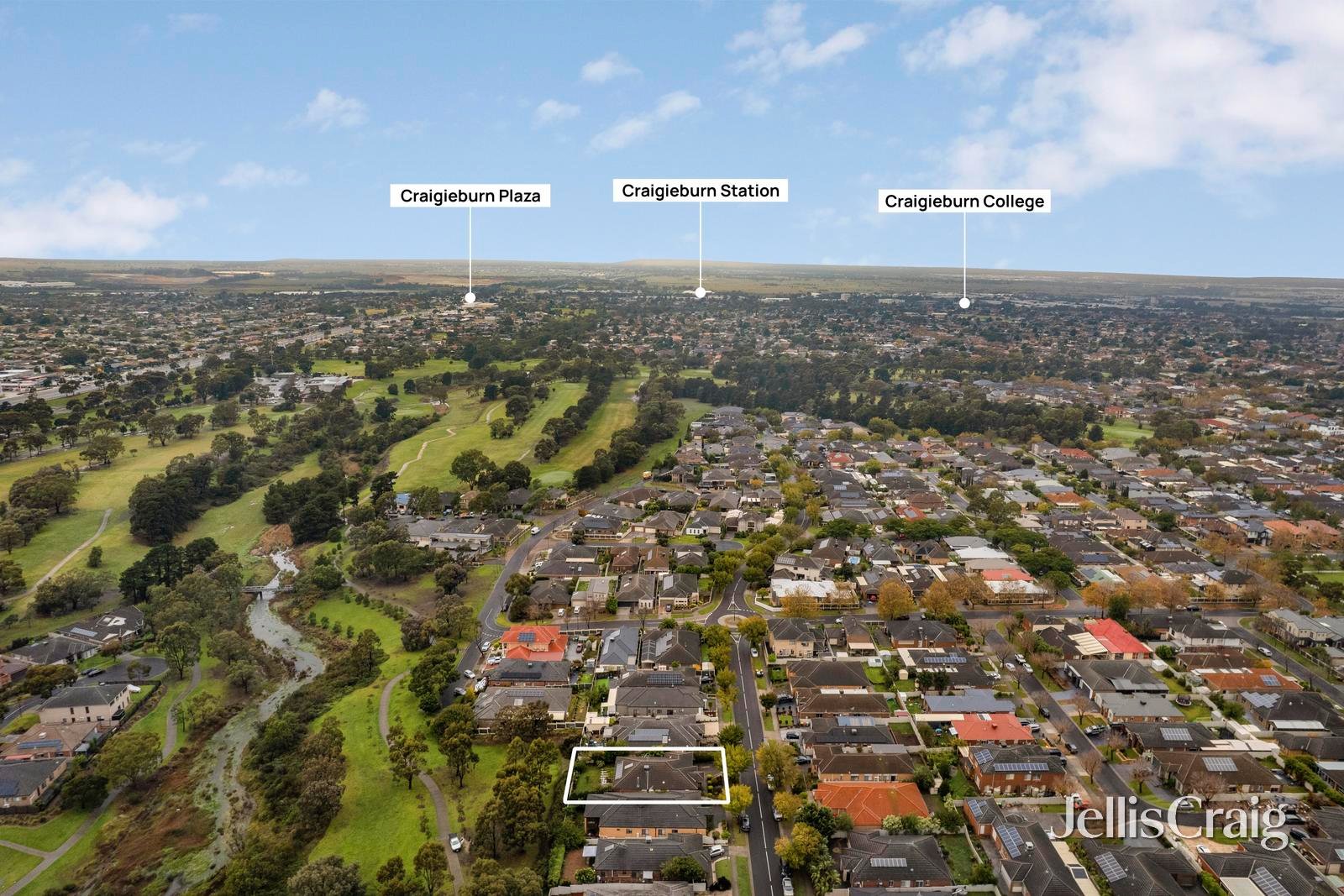 92 Golf View Drive, Craigieburn image 13