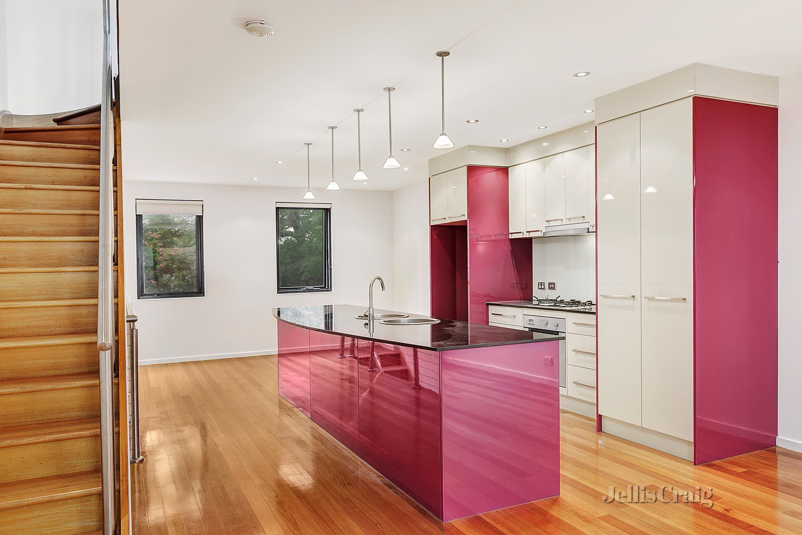 9/2 Groom Street, Clifton Hill image 3